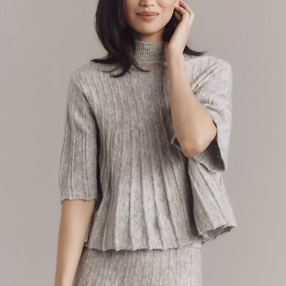 Anthropology Maeve lightweight spring swing sweater.